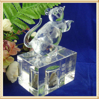 【廠(chǎng)家熱銷(xiāo)】水晶十二生肖馬擺件 精湛工藝與吉祥寓意的完美融合